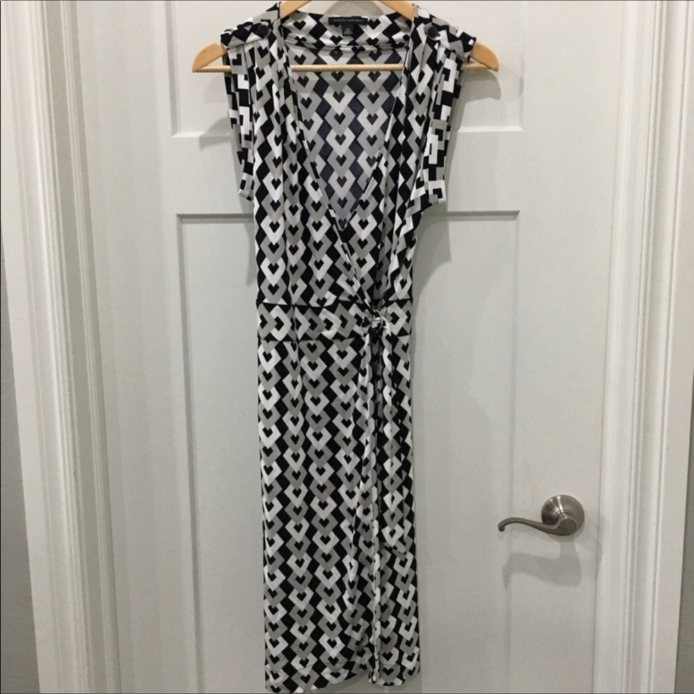 Banana Republic wrap dress chain design black white gray size xs - Picture 3 of 9